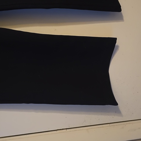 SpanxThe Perfect Kick Flare Pants black size 1X. New with tags - Picture 3 of 7